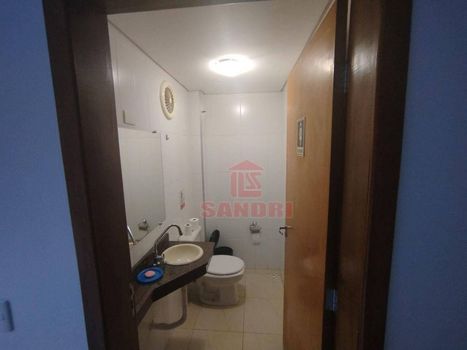 Foto 33 do(a) Apartamento de 3 quartos à venda em Zona 07, Maringá