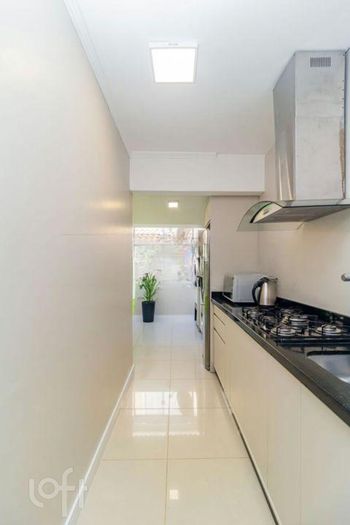 Foto 21 do(a) Casa em Condomínio de 2 quartos à venda em Santo Antônio, Porto Alegre