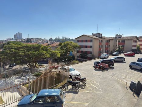 Foto 3 do(a) Apartamento de 2 quartos à venda em Europa, Belo Horizonte
