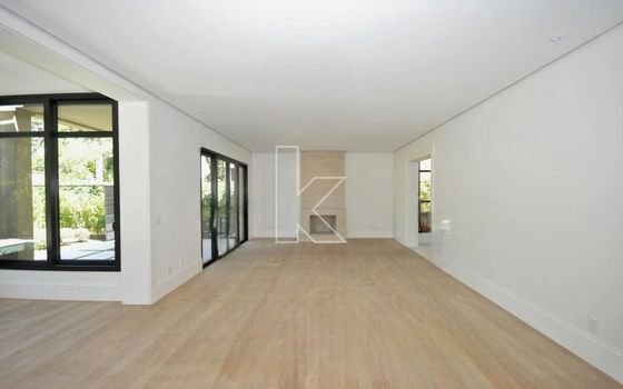 Foto 3 do(a) Casa em Condomínio de 4 quartos à venda em Jardim Morumbi, São Paulo