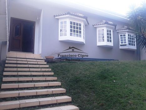Foto 2 do(a) Casa de 3 quartos à venda em Portal das Colinas, Guaratinguetá