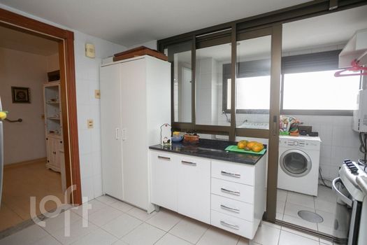 Foto 12 do(a) Apartamento de 4 quartos à venda em Rio Branco, Porto Alegre