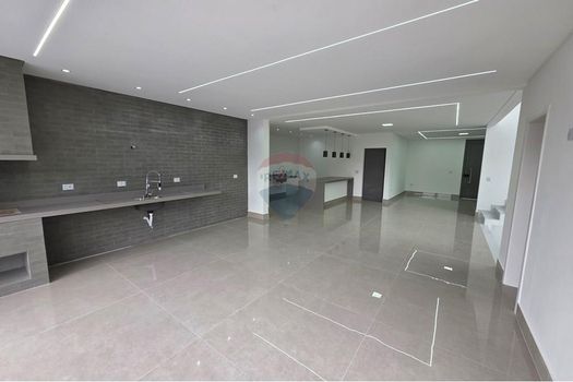 Foto 7 do(a) Casa em Condomínio de 4 quartos à venda em Residencial Real Park, Arujá