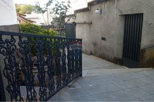 Foto 16 do(a) Casa de 4 quartos para alugar em Santa Efigênia, Belo Horizonte