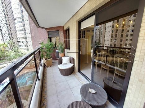 Foto 19 do(a) Flat de 3 quartos à venda em Indianópolis, São Paulo
