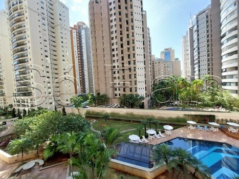 Foto 24 do(a) Flat de 3 quartos à venda em Indianópolis, São Paulo