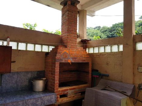 Foto 7 do(a) Fazenda / Sítio / Chácara de 3 quartos à venda em Recreio São Jorge, Guarulhos