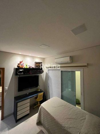 Foto 10 do(a) Casa em Condomínio false à venda em Jardim Botânico, Uberlândia
