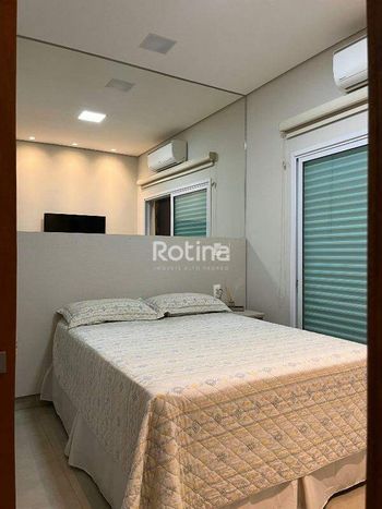 Foto 9 do(a) Casa em Condomínio false à venda em Jardim Botânico, Uberlândia