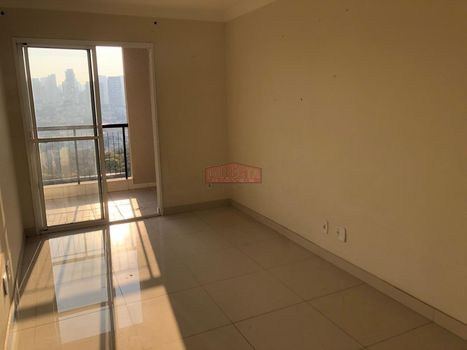 Foto 4 do(a) Apartamento de 3 quartos à venda em Cambuci, São Paulo