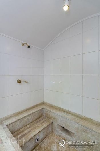 Foto 18 do(a) Apartamento de 4 quartos à venda em Vila Assunção, Porto Alegre