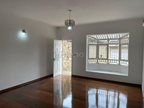Foto 2 do(a) Casa em Condomínio false à venda em Parque Taquaral, Campinas