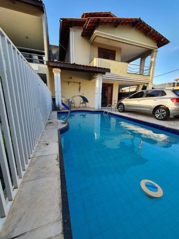 Foto 2 do(a) Casa de 4 quartos à venda em Vila União, Fortaleza