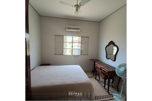 Foto 4 do(a) Fazenda / Sítio / Chácara de 3 quartos à venda em null, Sabino