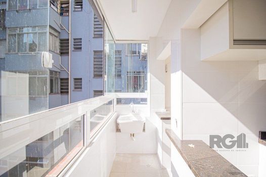 Foto 18 do(a) Flat de 2 quartos à venda em Centro Histórico, Porto Alegre