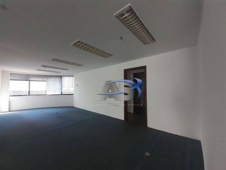 Foto 3 do(a) Sala / Conjunto Comercial false para alugar em Cerqueira César, São Paulo