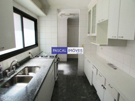 Foto 5 do(a) Apartamento de 3 quartos à venda em Indianópolis, São Paulo