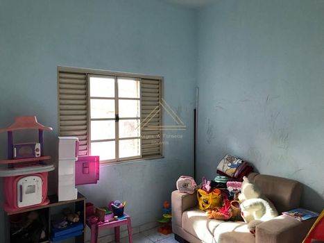 Foto 20 do(a) Casa de 3 quartos à venda em Condomínio Residencial Urupês, Varginha