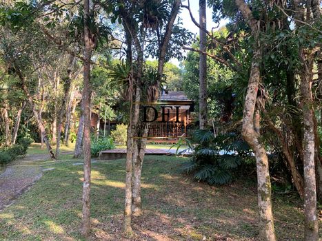 Foto 4 do(a) Casa de 5 quartos à venda em Parelheiros, São Paulo