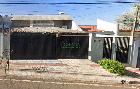 Foto 2 do(a) Casa de 4 quartos à venda em Petrópolis, Londrina