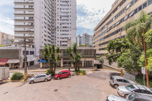 Foto 9 do(a) Apartamento de 4 quartos à venda em Rio Branco, Porto Alegre