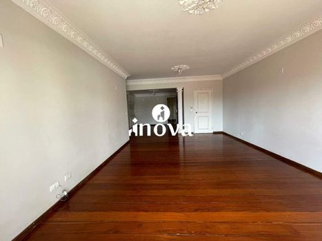 Foto 3 do(a) Apartamento de 4 quartos à venda em Centro, Uberaba