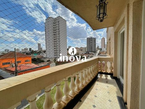 Foto 4 do(a) Apartamento de 4 quartos à venda em Centro, Uberaba