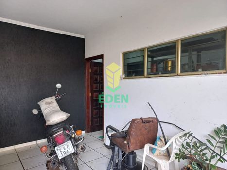 Foto 3 do(a) Casa de 3 quartos à venda em Vila Jardini, Sorocaba