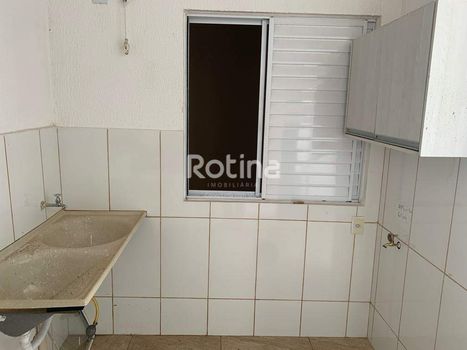 Foto 15 do(a) Casa em Condomínio de 3 quartos à venda em Aclimação, Uberlândia