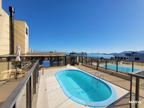 Foto 2 do(a) Cobertura de 4 quartos à venda em Agronômica, Florianópolis