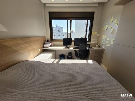 Foto 26 do(a) Cobertura de 4 quartos à venda em Agronômica, Florianópolis