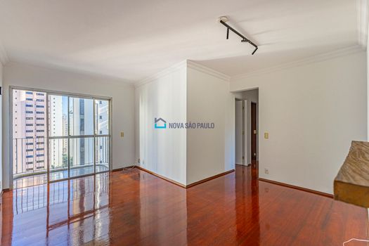 Foto 1 do(a) Apartamento de 3 quartos à venda em Indianópolis, São Paulo