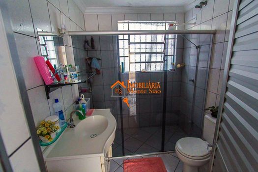 Foto 5 do(a) Casa de 4 quartos à venda em Jardim Santa Mena, Guarulhos