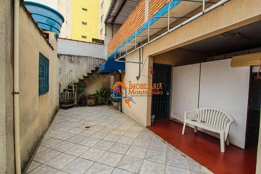 Foto 16 do(a) Casa de 4 quartos à venda em Jardim Santa Mena, Guarulhos