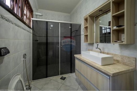 Foto 9 do(a) Casa de 4 quartos à venda em Vila São José, Várzea Paulista
