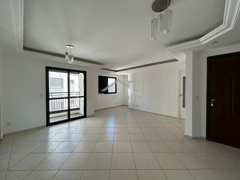 Foto 1 do(a) Apartamento de 4 quartos à venda em Chácara Inglesa, São Paulo