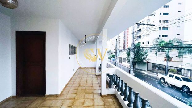 Foto 1 do(a) Casa de 8 quartos à venda em Vila Imperial, São José do Rio Preto