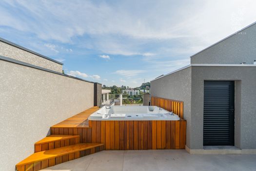 Foto 23 do(a) Casa em Condomínio de 3 quartos à venda em Santo Inácio, Curitiba