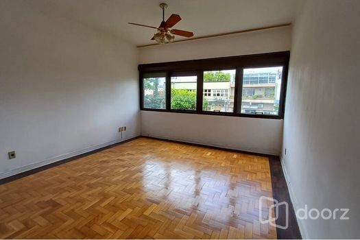 Foto 3 do(a) Apartamento de 3 quartos à venda em Rio Branco, Porto Alegre
