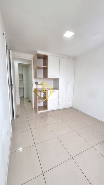 Foto 12 do(a) Apartamento de 3 quartos à venda em Guararapes, Fortaleza