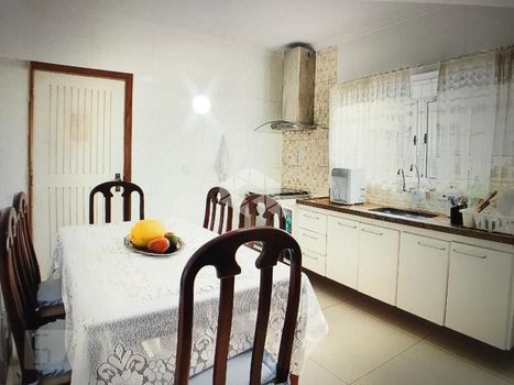Foto 4 do(a) Casa de 2 quartos à venda em Vila Mesquita, São Paulo