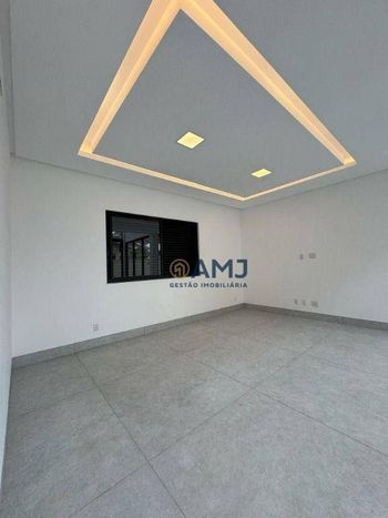 Foto 10 do(a) Casa em Condomínio de 5 quartos à venda em Jardins Madri, Goiânia