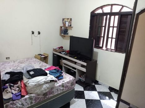 Foto 8 do(a) Casa de 4 quartos à venda em Vila Nova Mauá, Mauá