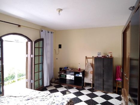 Foto 9 do(a) Casa de 4 quartos à venda em Vila Nova Mauá, Mauá