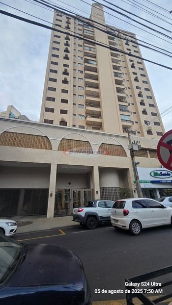Foto 1 do(a) Apartamento de 3 quartos à venda em Zona 01, Maringá