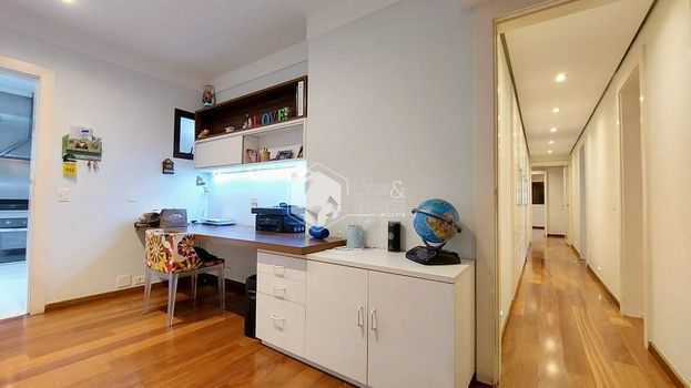 Foto 9 do(a) Apartamento de 4 quartos à venda em Itaim Bibi, São Paulo