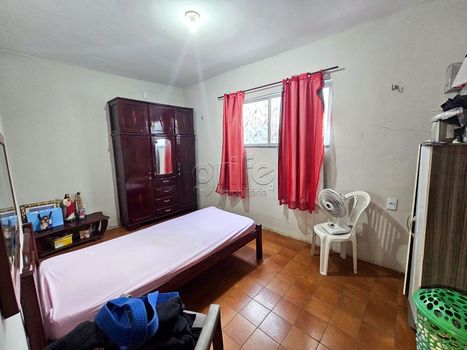 Foto 5 do(a) Casa de 2 quartos à venda em Bom Futuro, Fortaleza