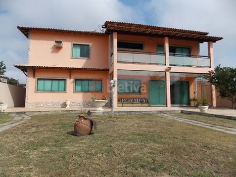 Foto 1 do(a) Casa de 5 quartos à venda em Palmeiras, Cabo Frio