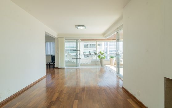 Foto 4 do(a) Apartamento de 4 quartos à venda em Cidade Monções, São Paulo
