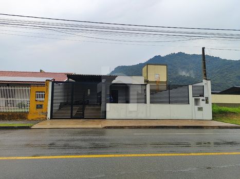 Foto 1 do(a) Casa de 2 quartos à venda em Vieira, Jaraguá do Sul